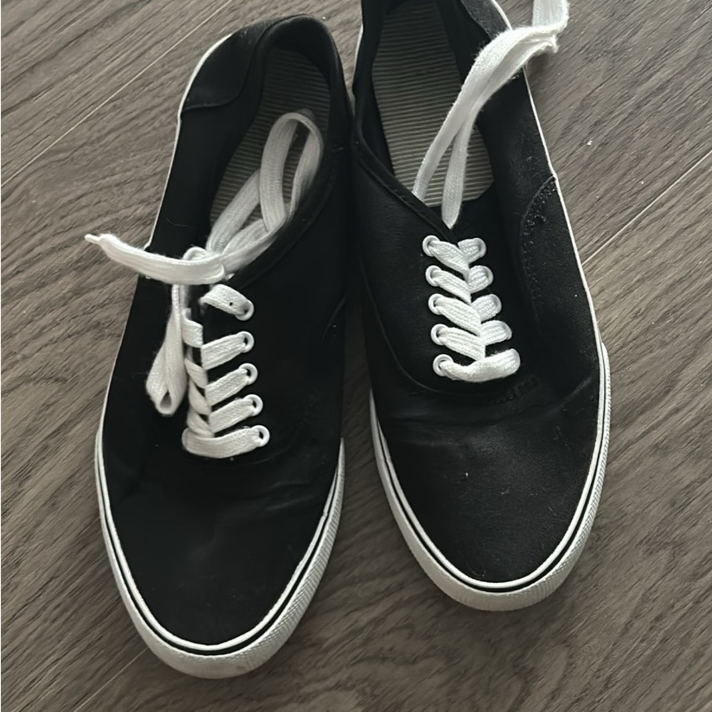 Black and White Casual Sneakers